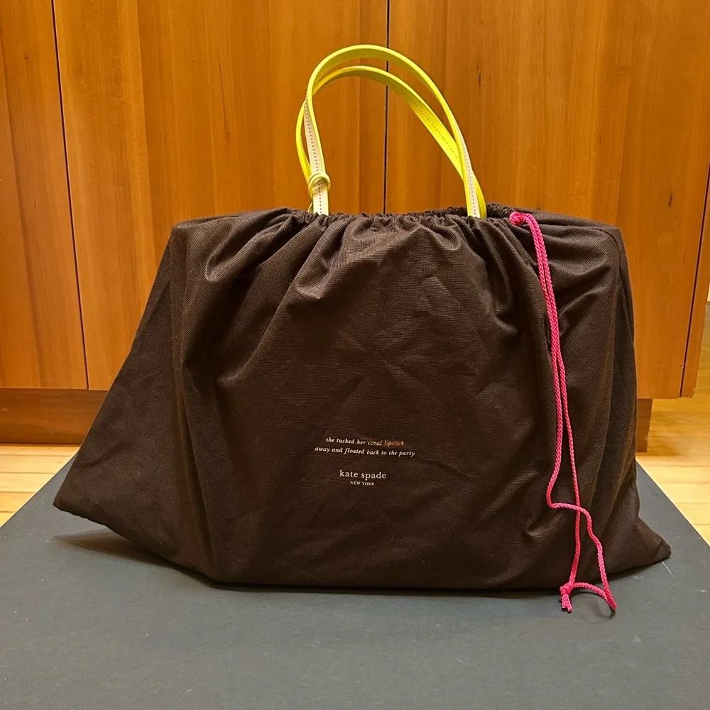 NWOT Kate Spade Large Cream & Neon Yellow Perforated Leather Tote +cloth dustbag - Picture 3 of 9